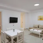 J&m Luxury 2 Apartamento *