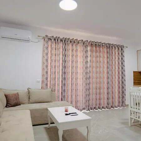 J&m Luxury 2 Sarandë