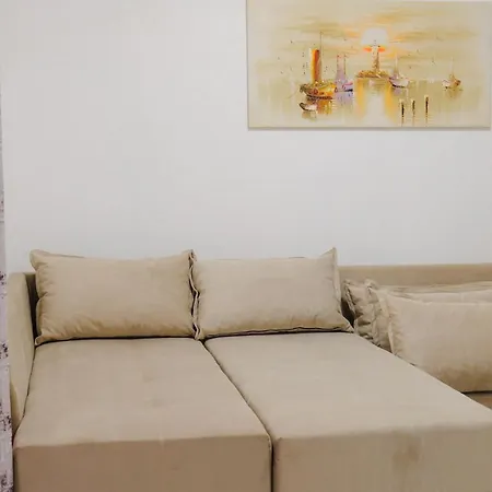 J&m Luxury 2 Apartment