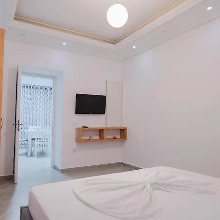 Apartment J&m Luxury 2 Sarande