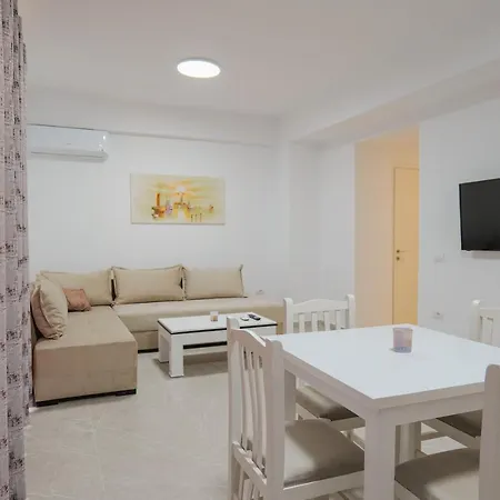 J&m Luxury 2 Sarandë