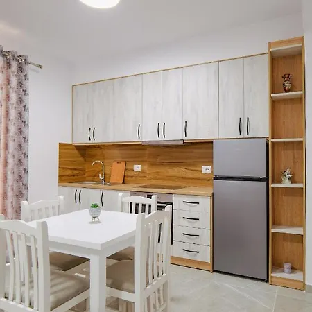 J&m Luxury 2 Appartamento Sarandë