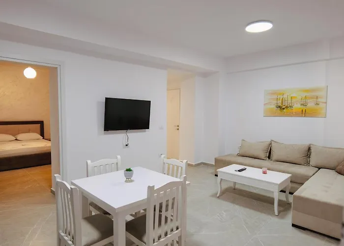 J&m Luxury 2 Apartment *
