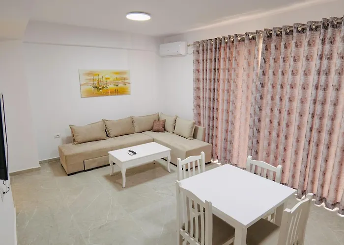 J&m Luxury 2 アパート Sarandë